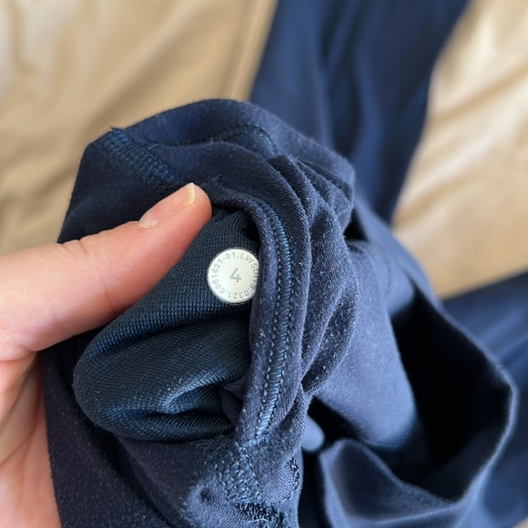 Lululemon leggings - Picture 5 of 5